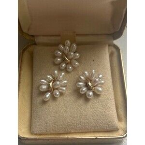Vintage gold pearl earrings and pendant set timeless elegance